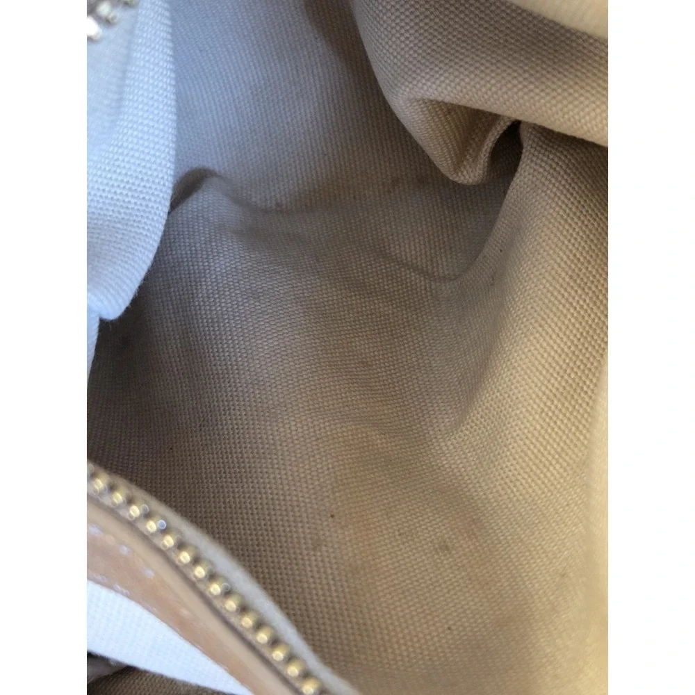 TORY BURCH Tan Beige Soft Leather Slouch Hobo Handbag Logo Metal Accents